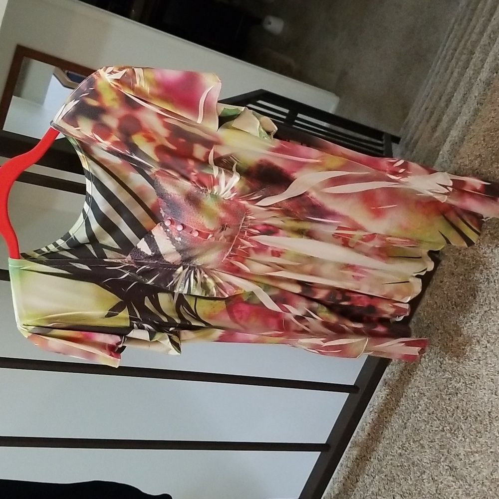 Multi-Colored Top - Picture 5 of 6